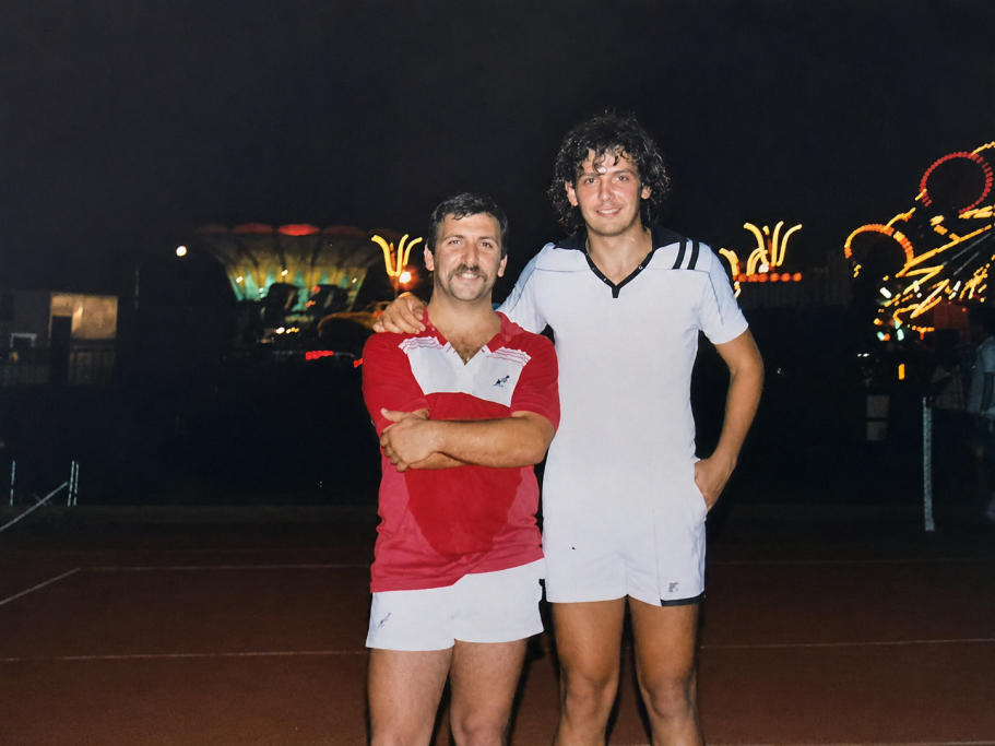 INIZIAMMO A DIVERTIRCI NEGLI ANNI 80